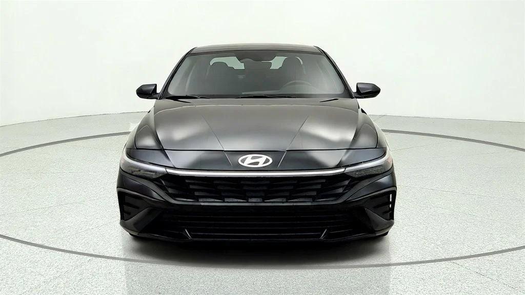 hyundai elantra 2025 KMHLL4DG0SU909429 image hyundai elantra 2025 KMHLL4DG0SU909429 image