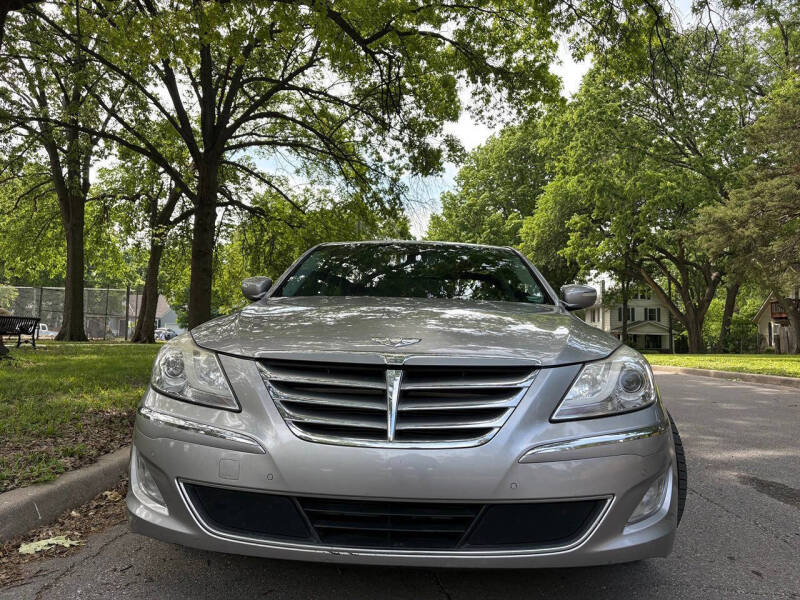 hyundai genesis 2012 KMHGC4DD6CU154490 image hyundai genesis 2012 KMHGC4DD6CU154490 image