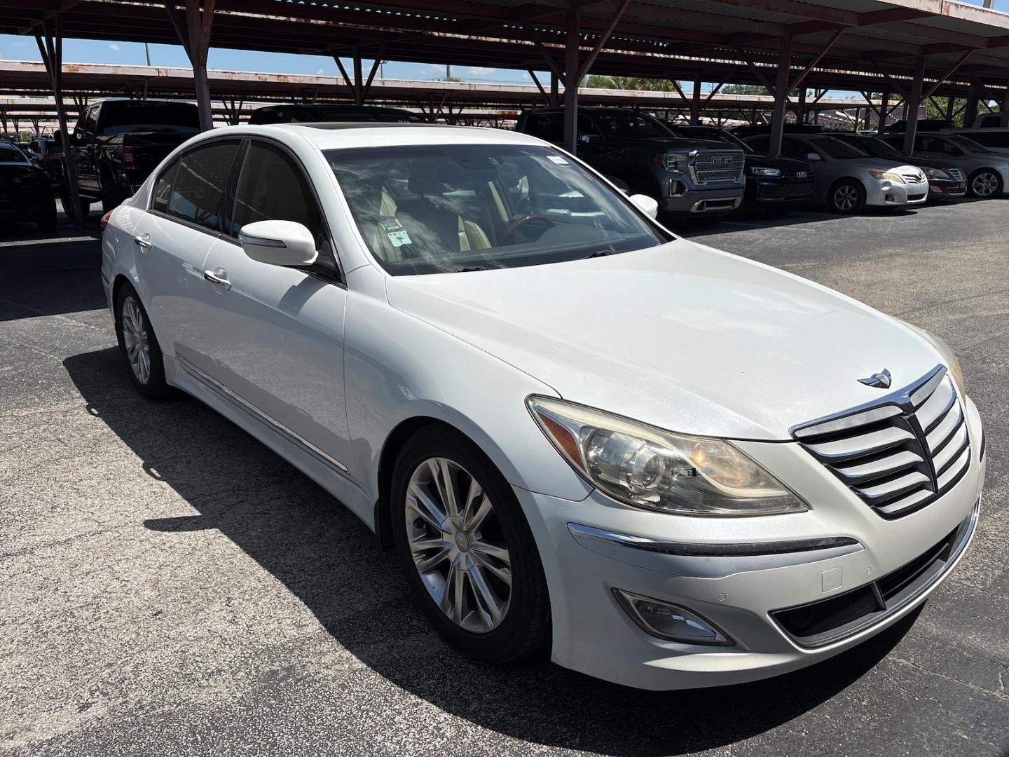 hyundai genesis 2012 KMHGC4DF2CU180490 image hyundai genesis 2012 KMHGC4DF2CU180490 image