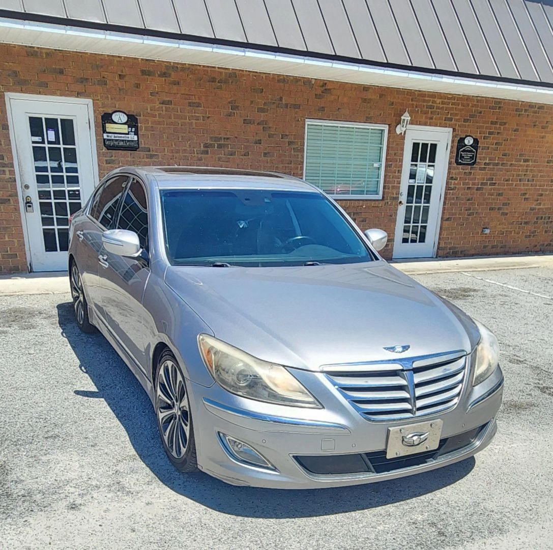 hyundai genesis 2012 KMHGC4DH2CU186520 image hyundai genesis 2012 KMHGC4DH2CU186520 image