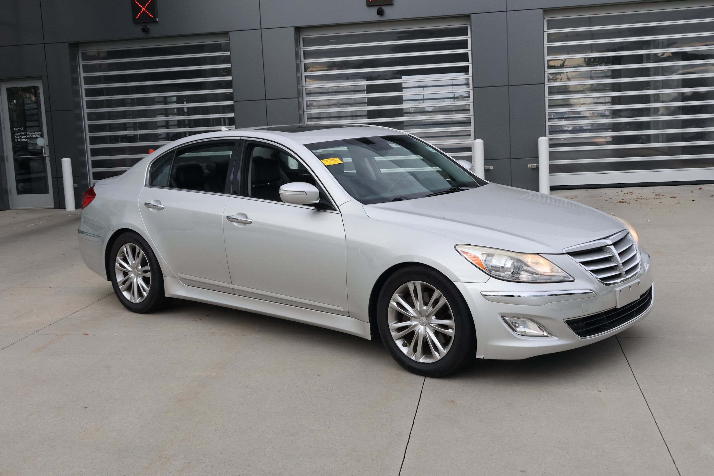 hyundai genesis 2013 KMHGC4DD6DU256860 image hyundai genesis 2013 KMHGC4DD6DU256860 image