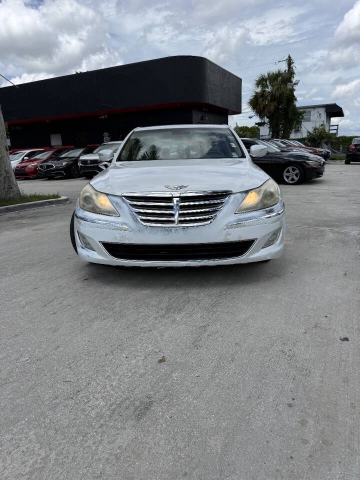hyundai genesis 2013 KMHGC4DD6DU228525 image hyundai genesis 2013 KMHGC4DD6DU228525 image