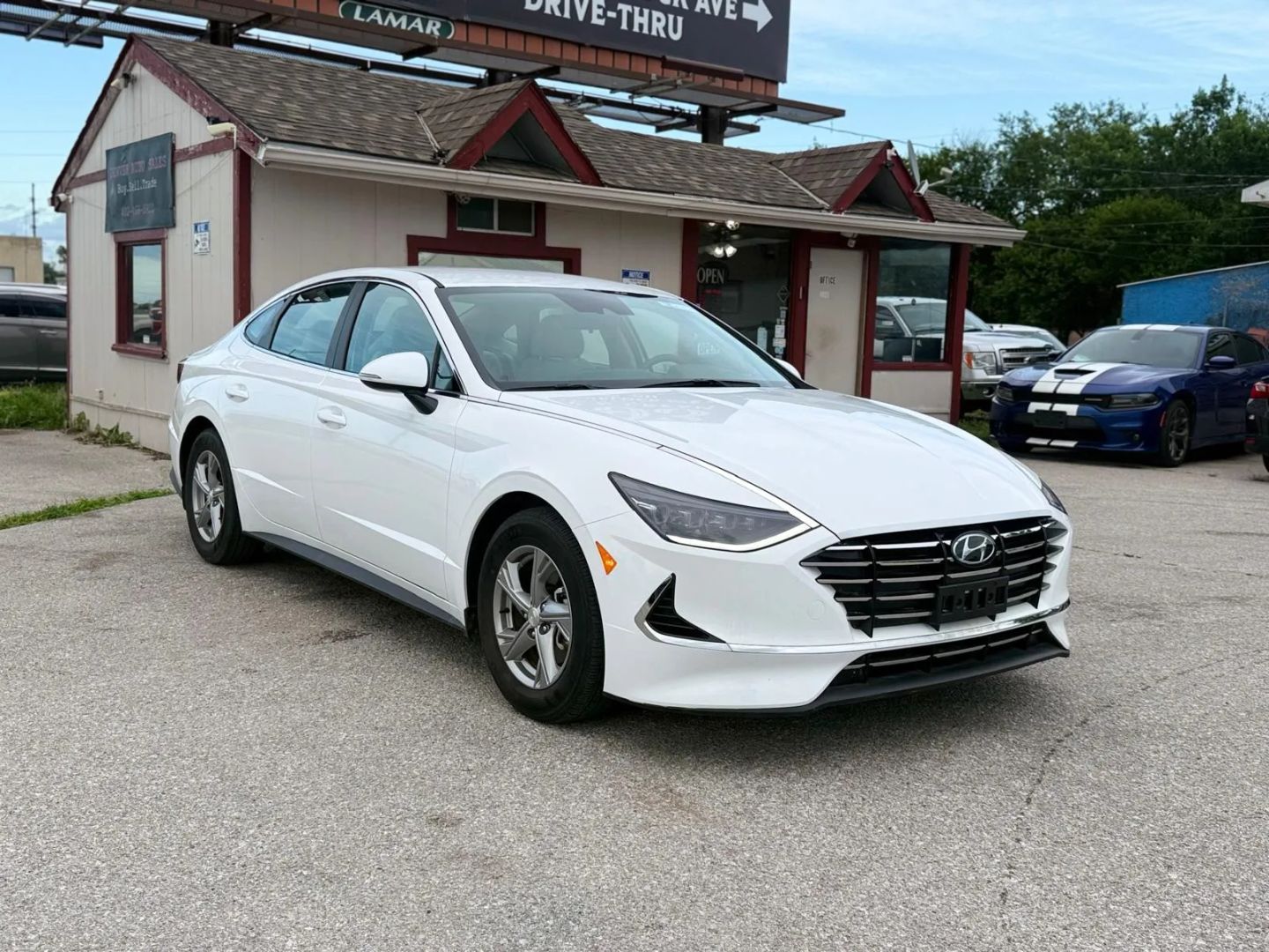 hyundai sonata 2023 KMHL24JA8PA344052 image
