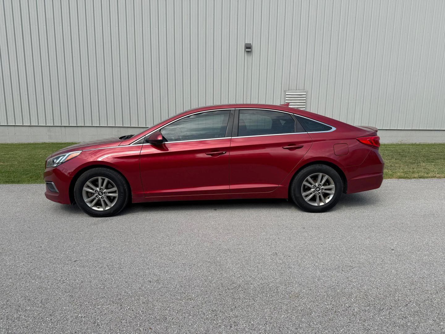 hyundai sonata 2016 5NPE24AF1GH307538 image hyundai sonata 2016 5NPE24AF1GH307538 image