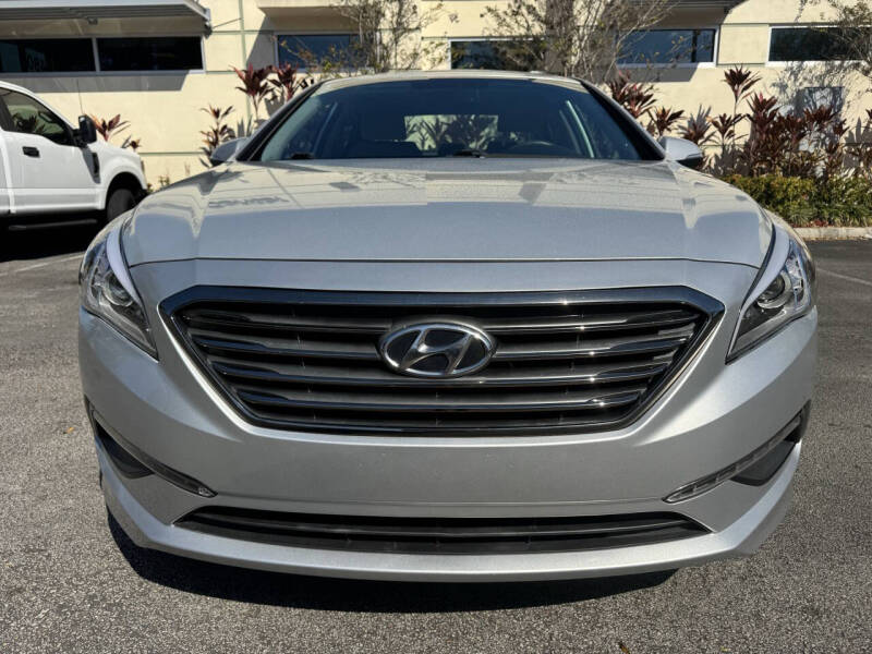hyundai sonata 2016 5NPE24AA1GH265070 image hyundai sonata 2016 5NPE24AA1GH265070 image