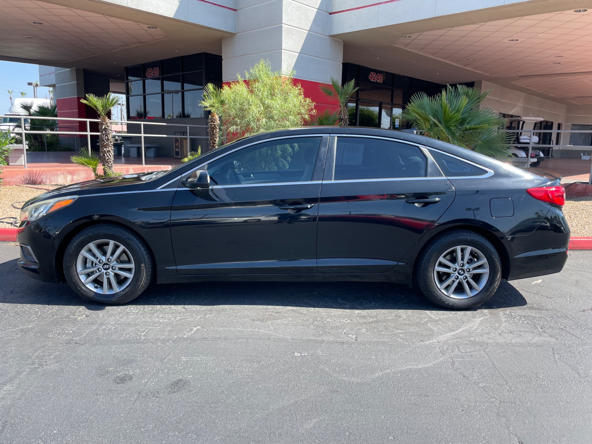 hyundai sonata 2016 5NPE24AFXGH324693 image hyundai sonata 2016 5NPE24AFXGH324693 image