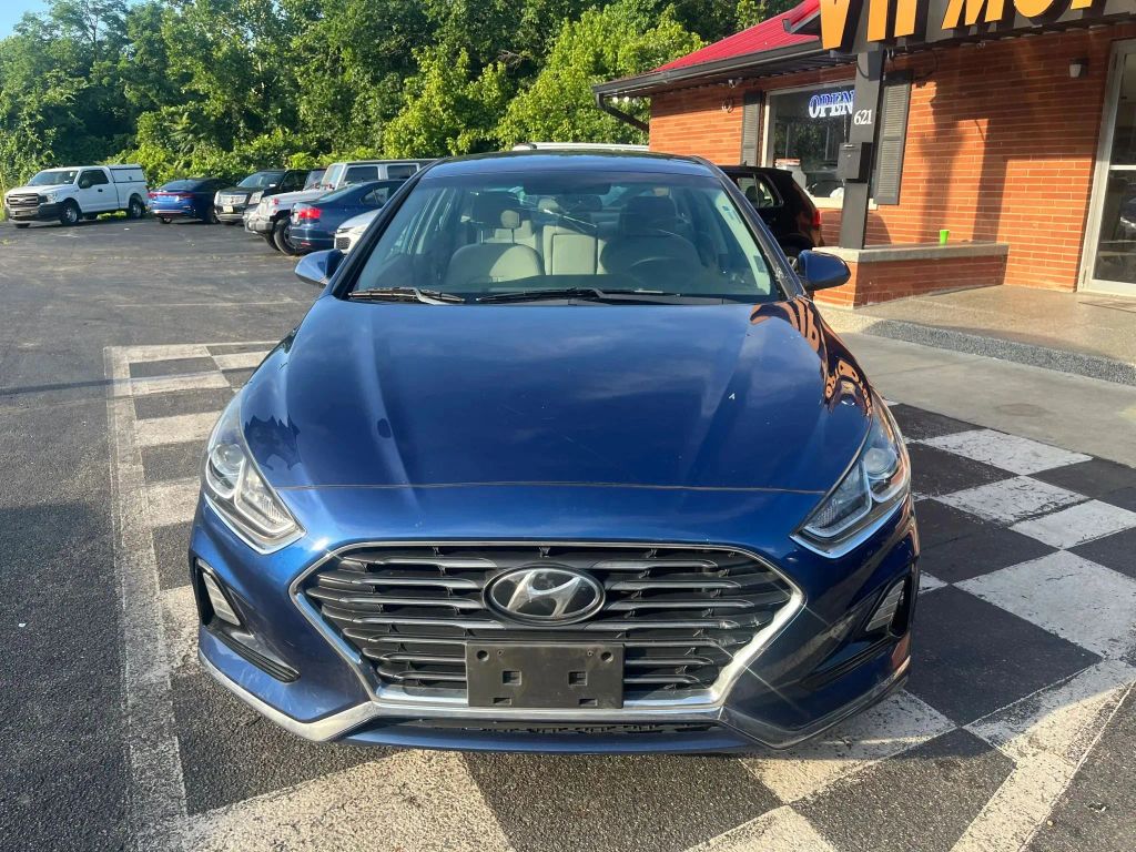hyundai sonata 2019 5NPE24AF0KH776130 image hyundai sonata 2019 5NPE24AF0KH776130 image