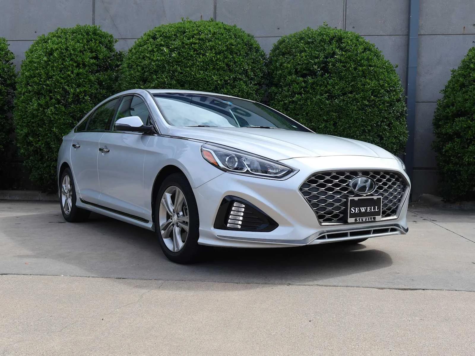 hyundai sonata 2019 5NPE34AF6KH797559 image hyundai sonata 2019 5NPE34AF6KH797559 image