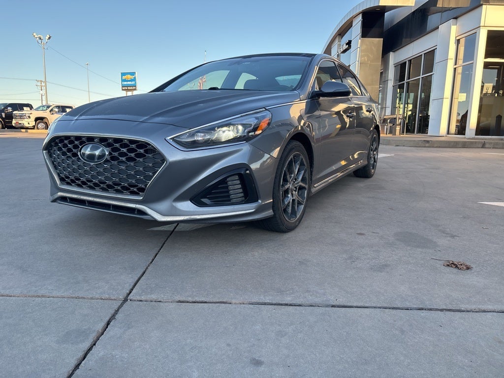 hyundai sonata 2019 5NPE34AB4KH757946 image hyundai sonata 2019 5NPE34AB4KH757946 image