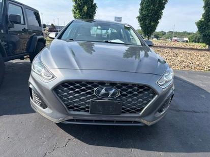 hyundai sonata 2019 5NPE34AF1KH815725 image hyundai sonata 2019 5NPE34AF1KH815725 image
