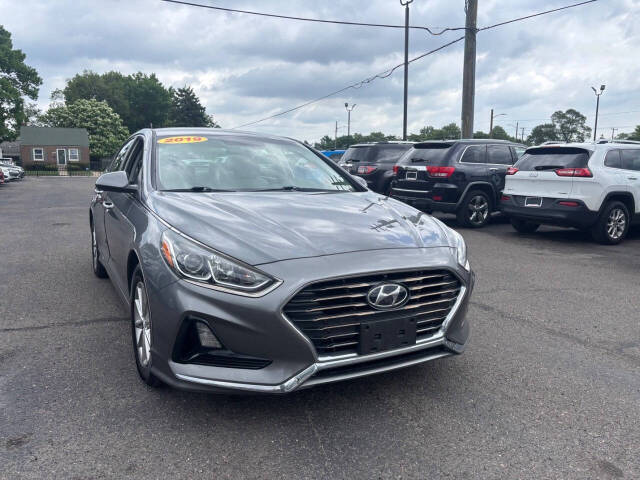 hyundai sonata 2019 5NPE24AF7KH768946 image hyundai sonata 2019 5NPE24AF7KH768946 image