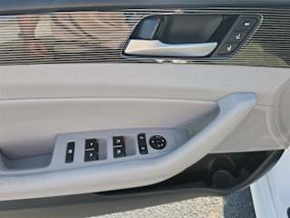 hyundai sonata 2018 5NPE34AF5JH704254 image hyundai sonata 2018 5NPE34AF5JH704254 image