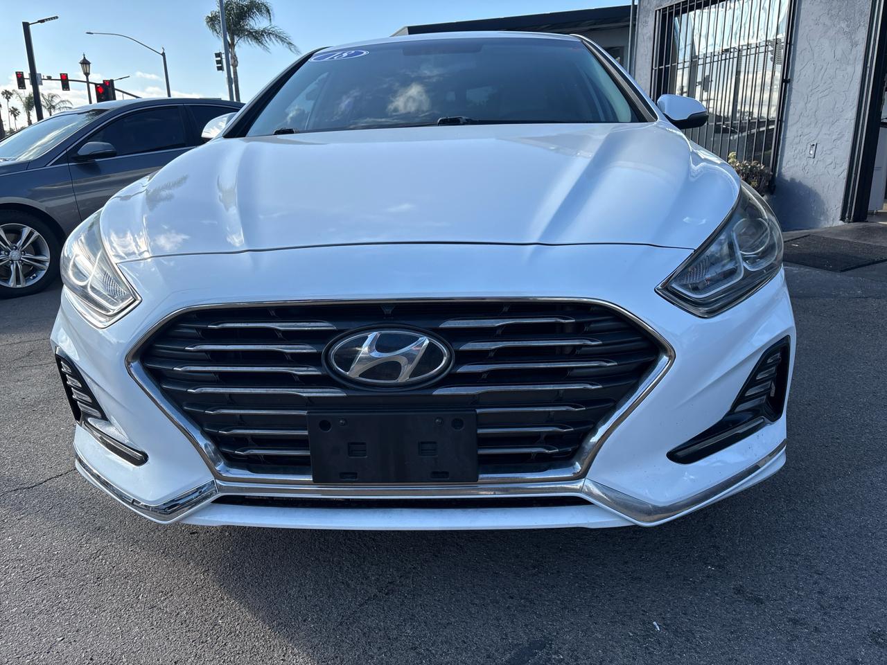 hyundai sonata 2018 5NPE34AF1JH604975 image hyundai sonata 2018 5NPE34AF1JH604975 image