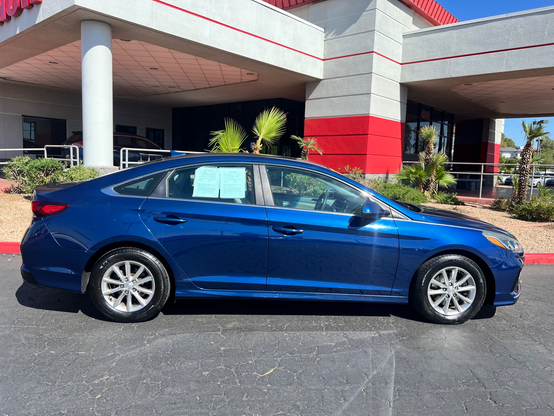 hyundai sonata 2018 5NPE24AF4JH670147 image hyundai sonata 2018 5NPE24AF4JH670147 image