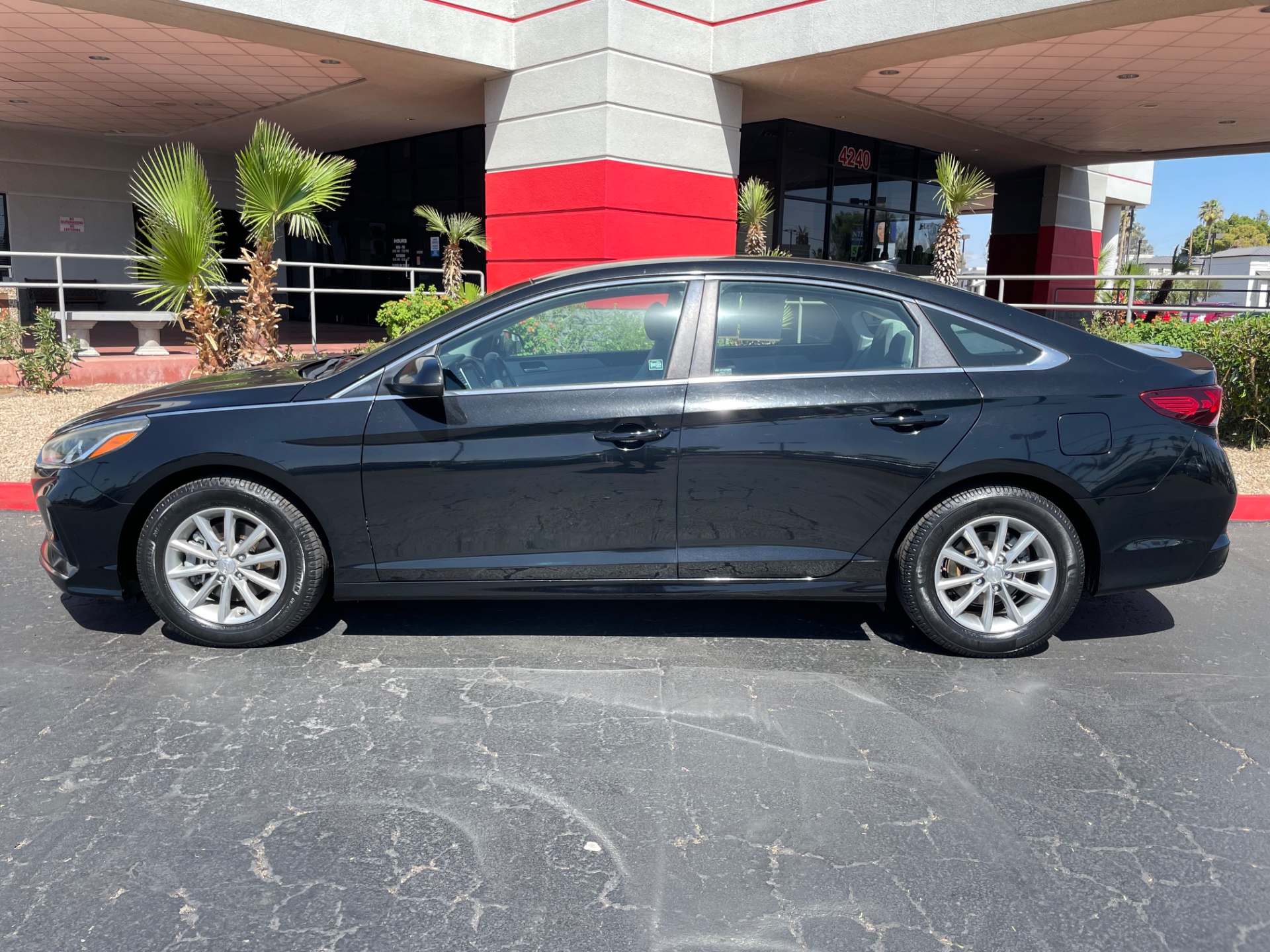 hyundai sonata 2018 5NPE24AF7JH633237 image hyundai sonata 2018 5NPE24AF7JH633237 image