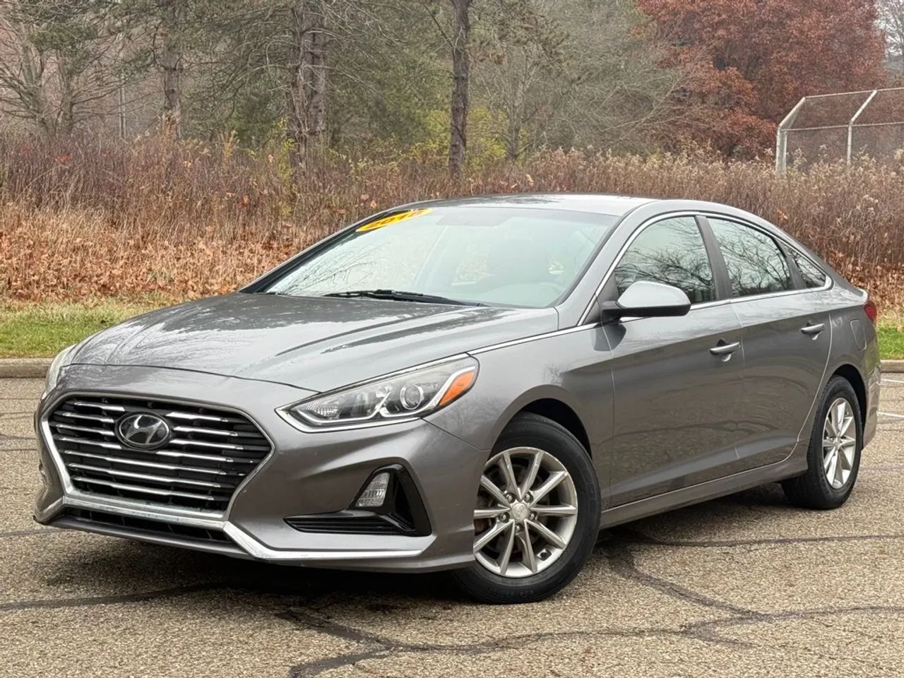 hyundai sonata 2018 5NPE24AF4JH715538 image hyundai sonata 2018 5NPE24AF4JH715538 image