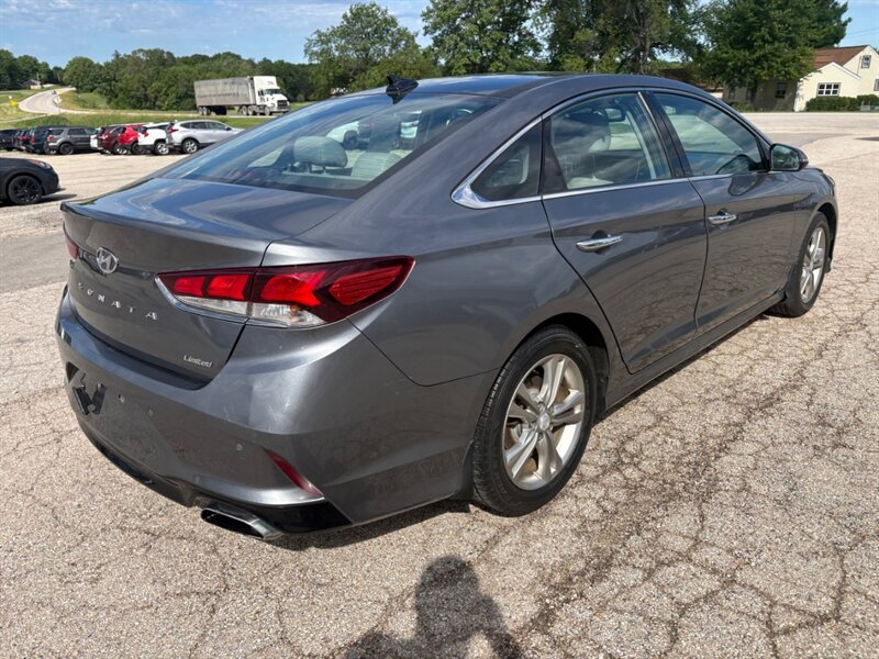 hyundai sonata 2018 5NPE34AF0JH723424 image hyundai sonata 2018 5NPE34AF0JH723424 image