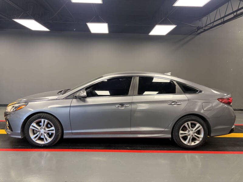 hyundai sonata 2018 5NPE34AF4JH668962 image hyundai sonata 2018 5NPE34AF4JH668962 image