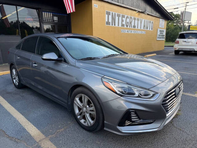 hyundai sonata 2018 5NPE34AF0JH657277 image hyundai sonata 2018 5NPE34AF0JH657277 image