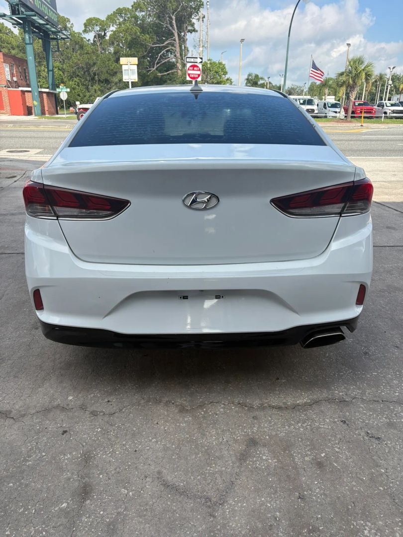 hyundai sonata 2018 5NPE34AF5JH679694 image hyundai sonata 2018 5NPE34AF5JH679694 image