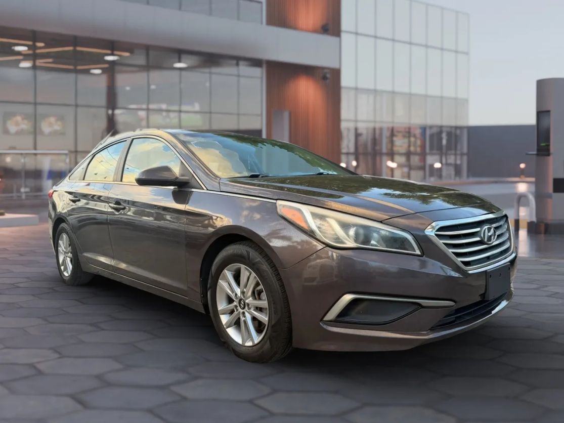 hyundai sonata 2017 5NPE24AF0HH533555 image hyundai sonata 2017 5NPE24AF0HH533555 image