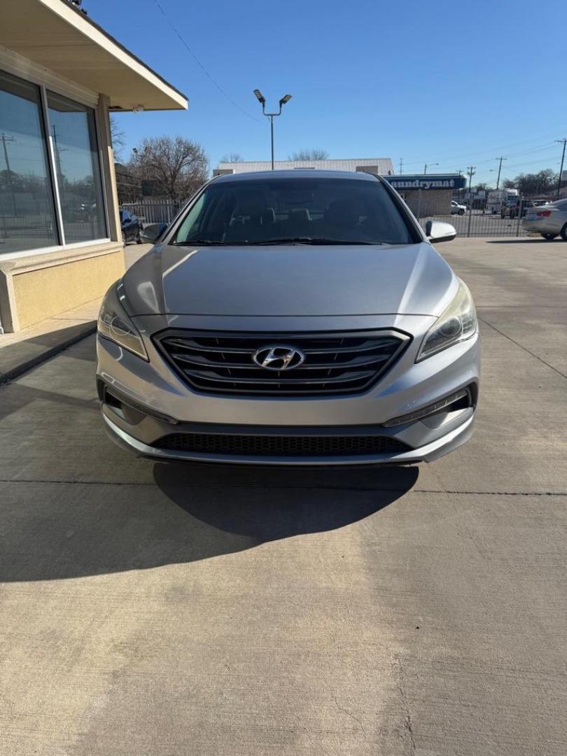 hyundai sonata 2017 5NPE34AF1HH588190 image hyundai sonata 2017 5NPE34AF1HH588190 image