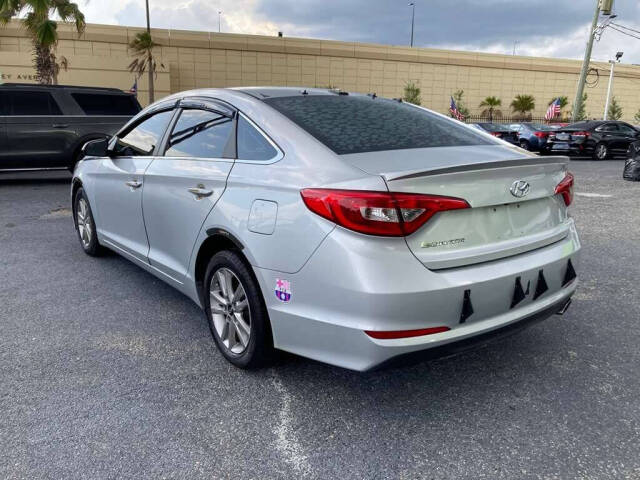 hyundai sonata 2017 5NPE24AF6HH483003 image hyundai sonata 2017 5NPE24AF6HH483003 image