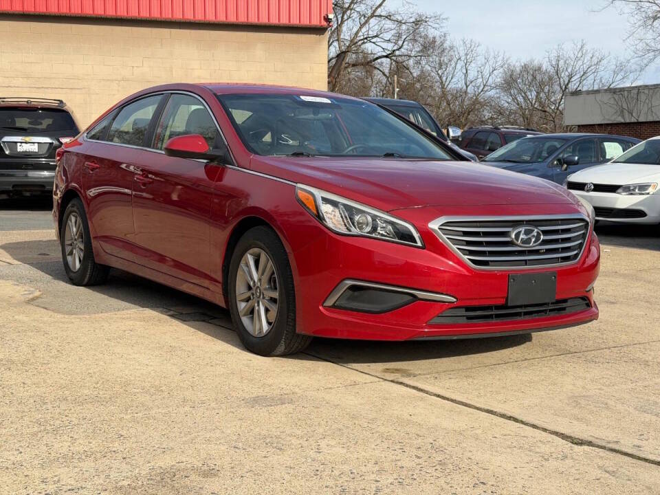 hyundai sonata 2017 5NPE24AA0HH441771 image hyundai sonata 2017 5NPE24AA0HH441771 image
