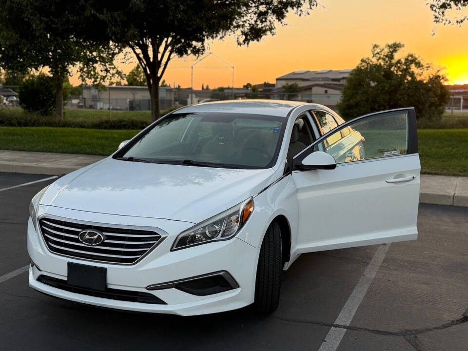hyundai sonata 2017 5NPE24AF9HH527740 image hyundai sonata 2017 5NPE24AF9HH527740 image