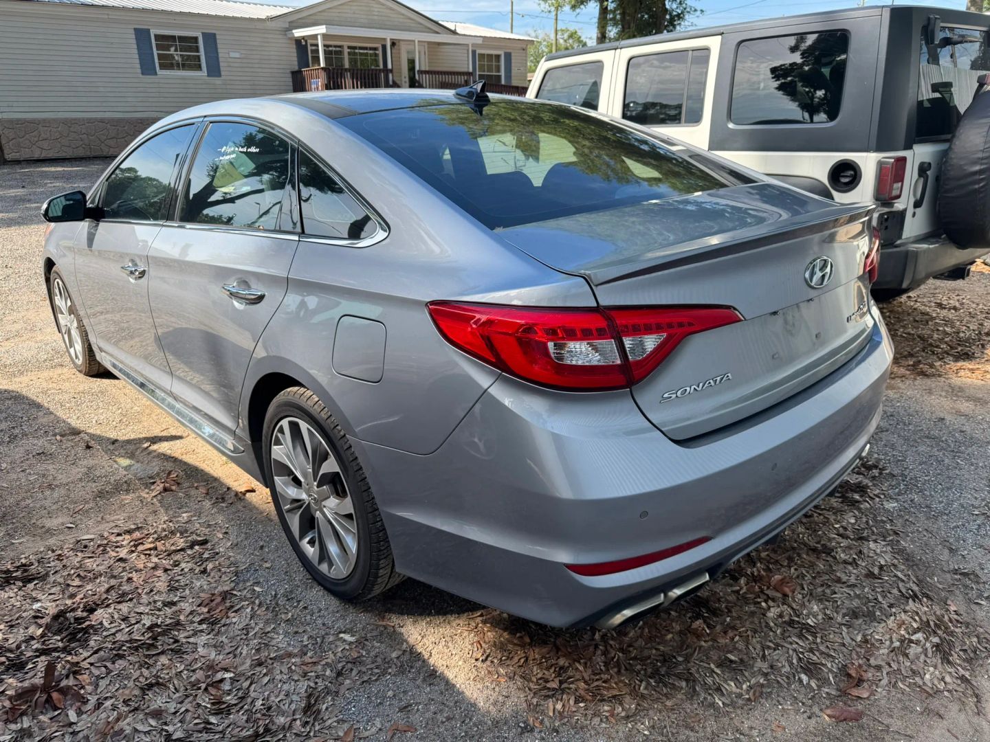 hyundai sonata 2017 5NPE34AB2HH518601 image hyundai sonata 2017 5NPE34AB2HH518601 image