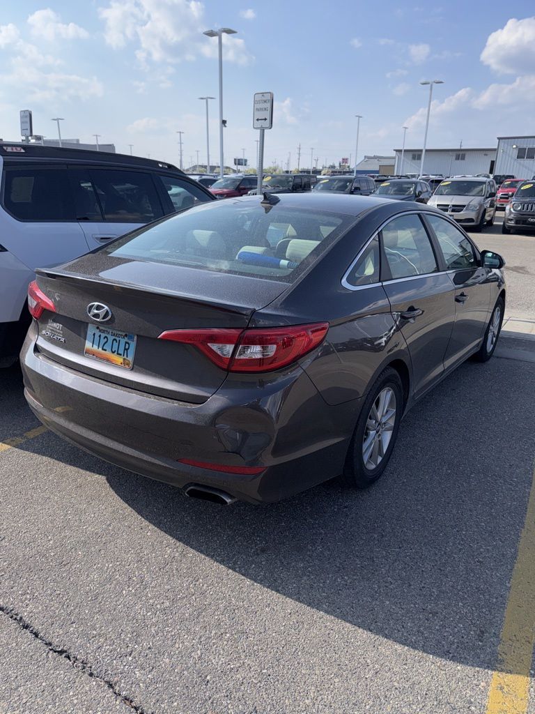 hyundai sonata 2017 5NPE24AF2HH543245 image hyundai sonata 2017 5NPE24AF2HH543245 image