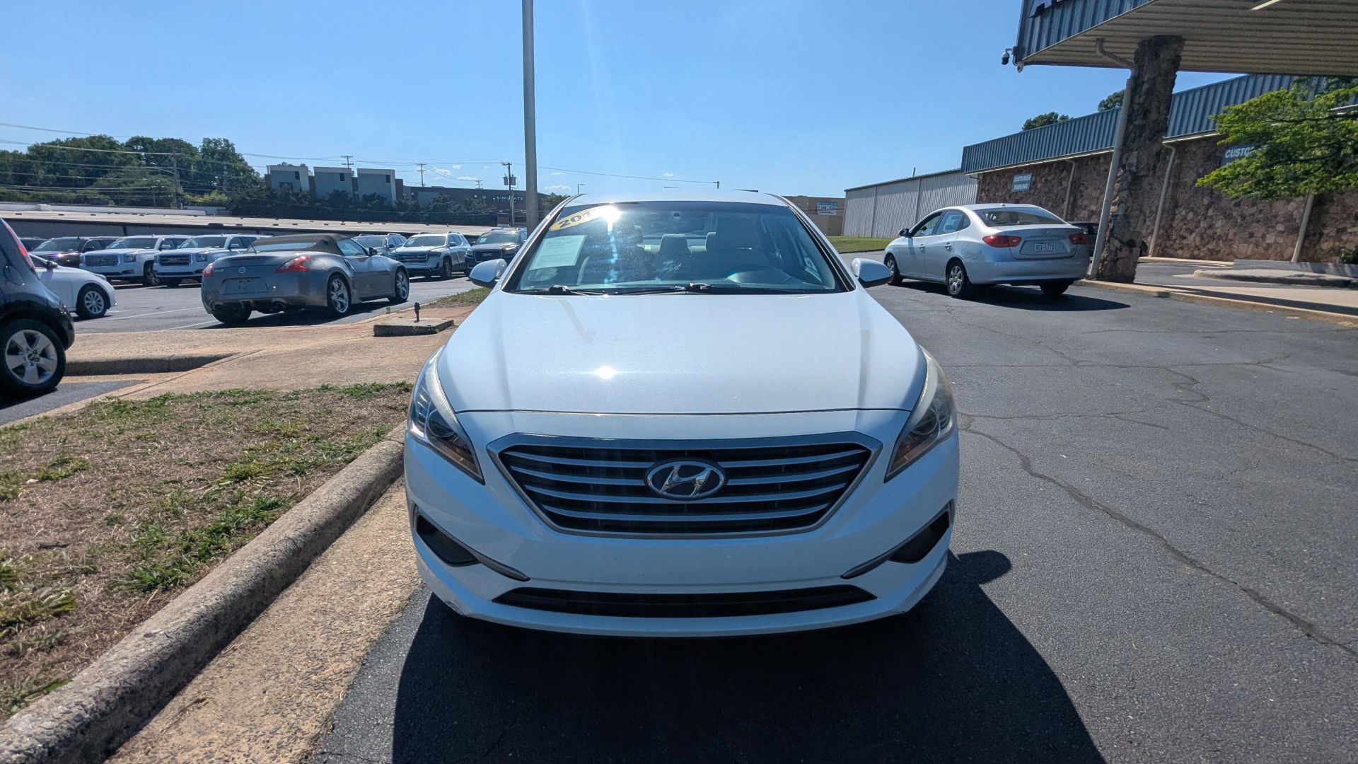 hyundai sonata 2017 5NPE24AF4HH555560 image hyundai sonata 2017 5NPE24AF4HH555560 image