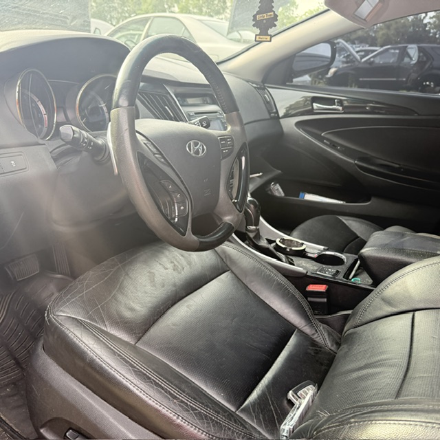 hyundai sonata 2012 5NPEC4AB1CH471859 image hyundai sonata 2012 5NPEC4AB1CH471859 image