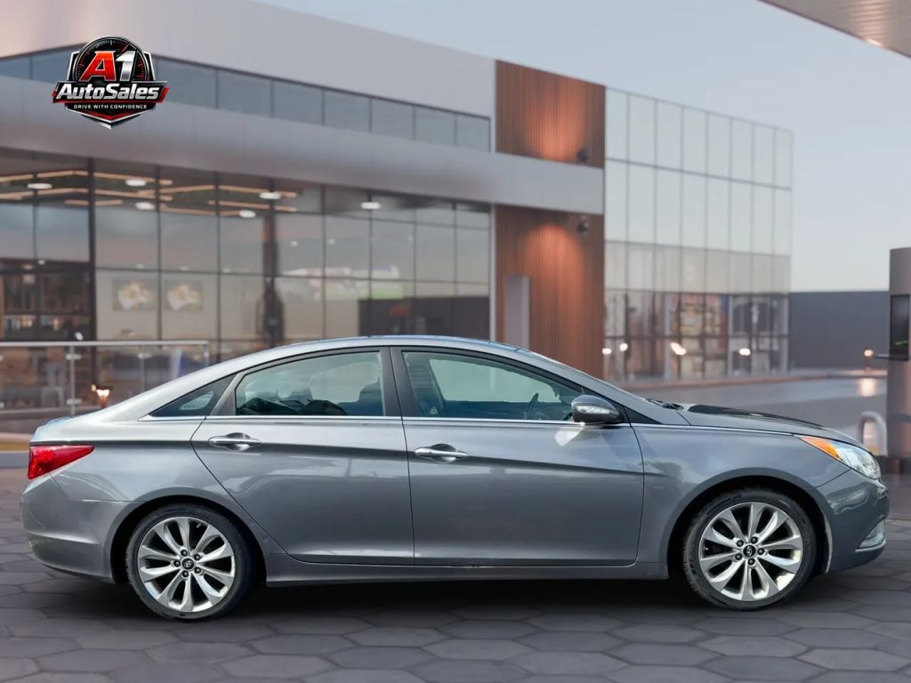 hyundai sonata 2012 5NPEC4AB1CH346098 image hyundai sonata 2012 5NPEC4AB1CH346098 image