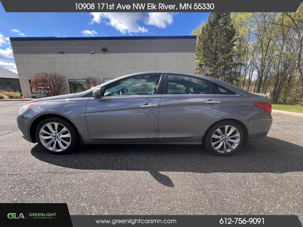 hyundai sonata 2012 5NPEC4AB0CH468239 image hyundai sonata 2012 5NPEC4AB0CH468239 image