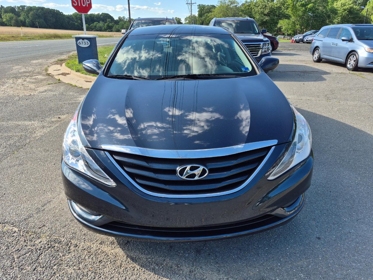 hyundai sonata 2012 5NPEB4AC5CH490474 image hyundai sonata 2012 5NPEB4AC5CH490474 image