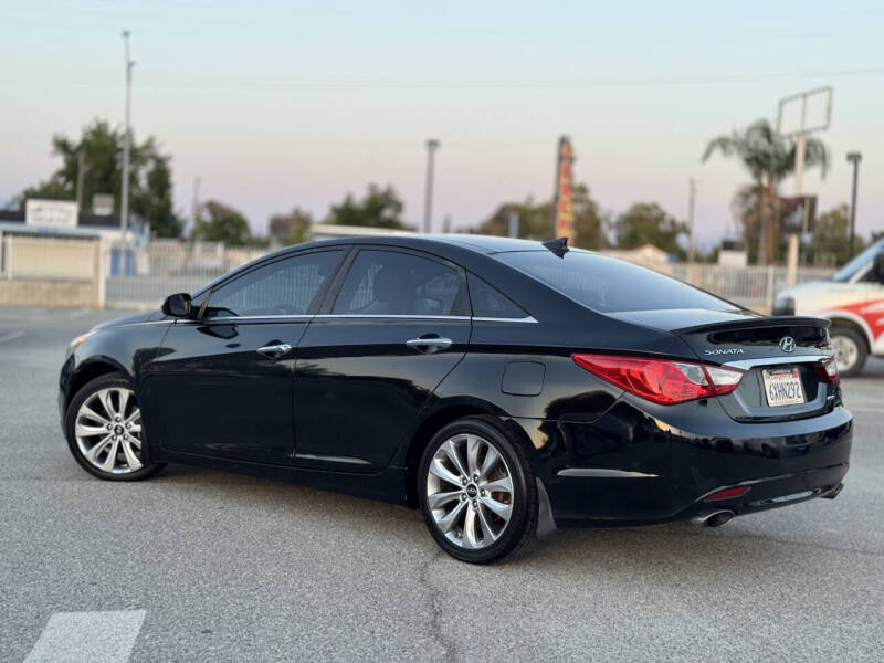 hyundai sonata 2012 5NPEC4AB6CH401077 image hyundai sonata 2012 5NPEC4AB6CH401077 image