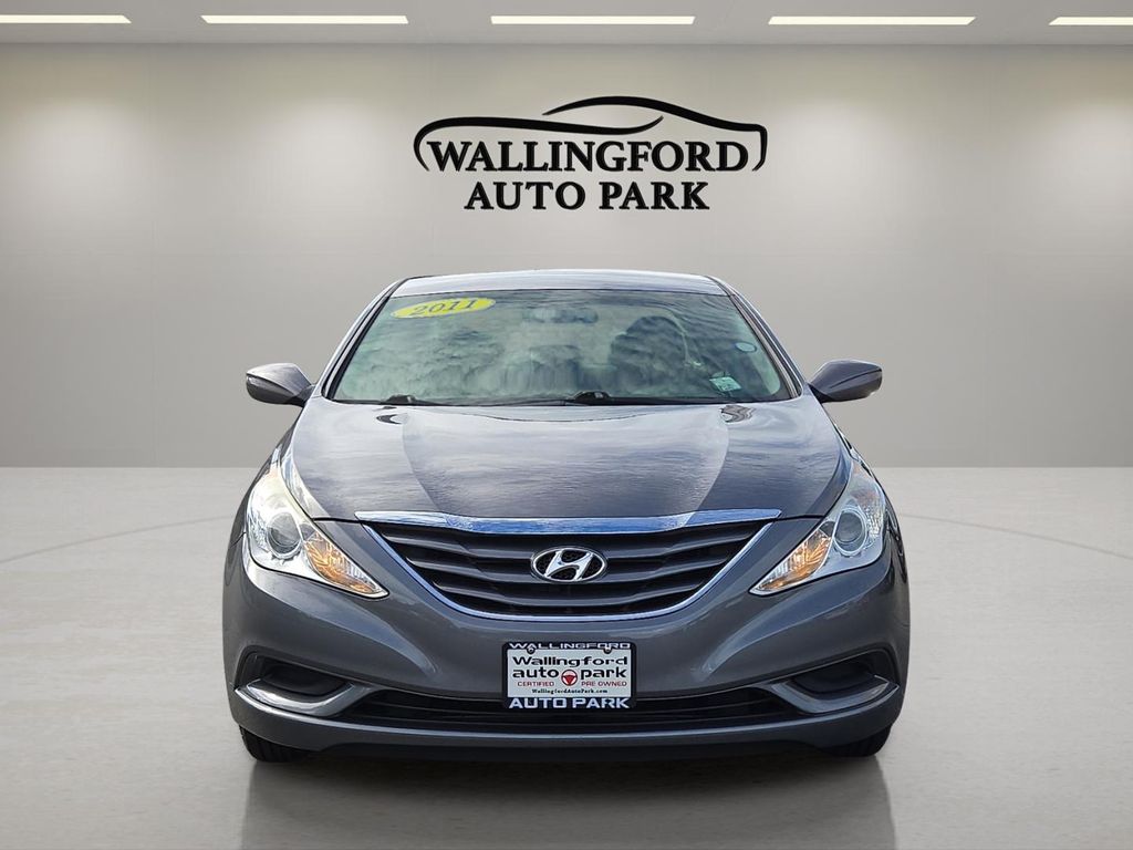 hyundai sonata 2011 5NPEB4AC1BH262910 image hyundai sonata 2011 5NPEB4AC1BH262910 image