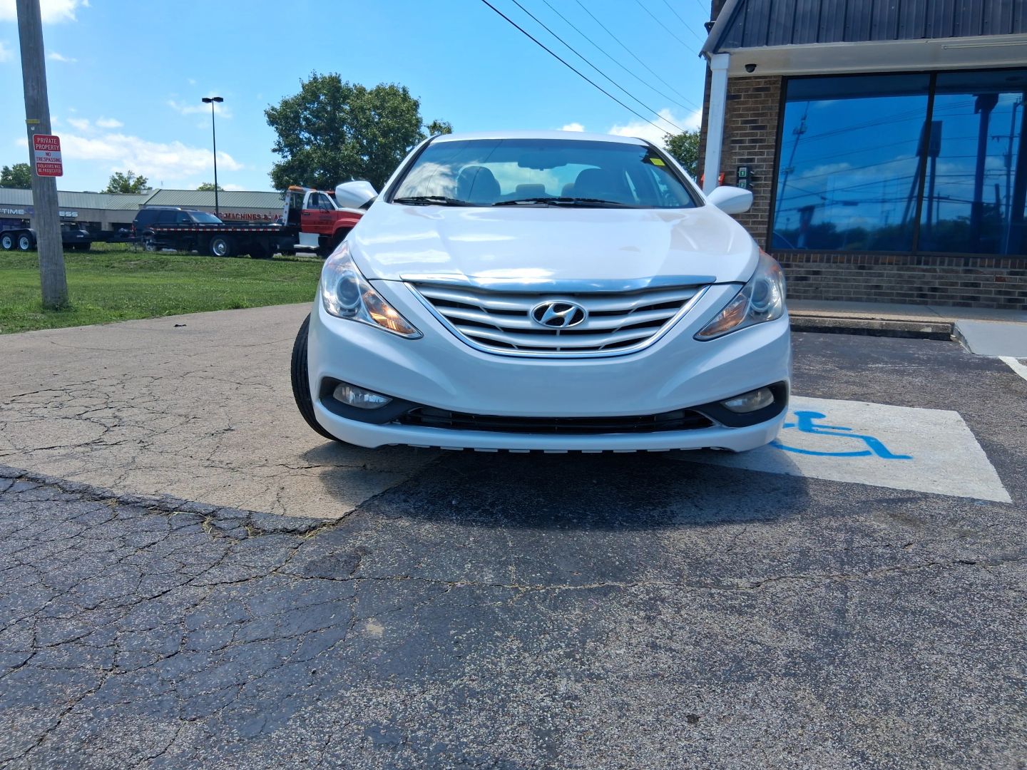 hyundai sonata 2013 5NPEB4AC4DH647056 image hyundai sonata 2013 5NPEB4AC4DH647056 image