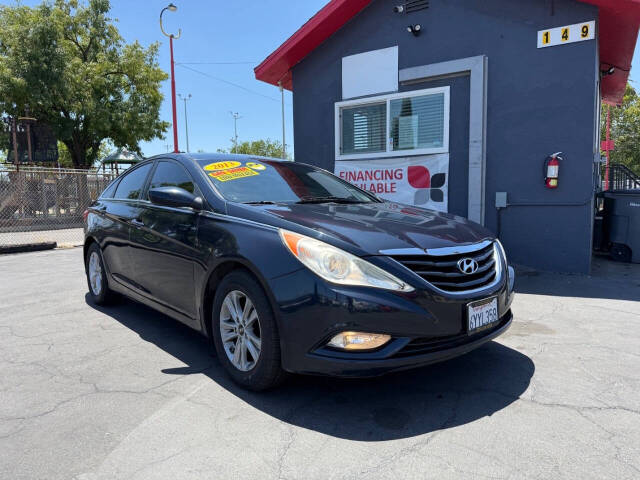 hyundai sonata 2013 5NPEB4AC2DH673588 image hyundai sonata 2013 5NPEB4AC2DH673588 image