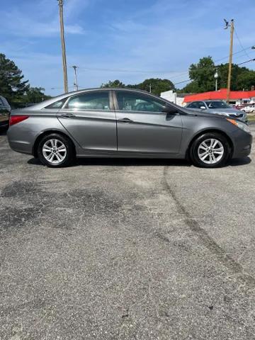 hyundai sonata 2013 5NPEB4AC4DH550505 image hyundai sonata 2013 5NPEB4AC4DH550505 image