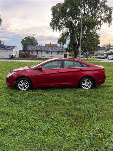 hyundai sonata 2013 5NPEB4AC0DH644364 image hyundai sonata 2013 5NPEB4AC0DH644364 image