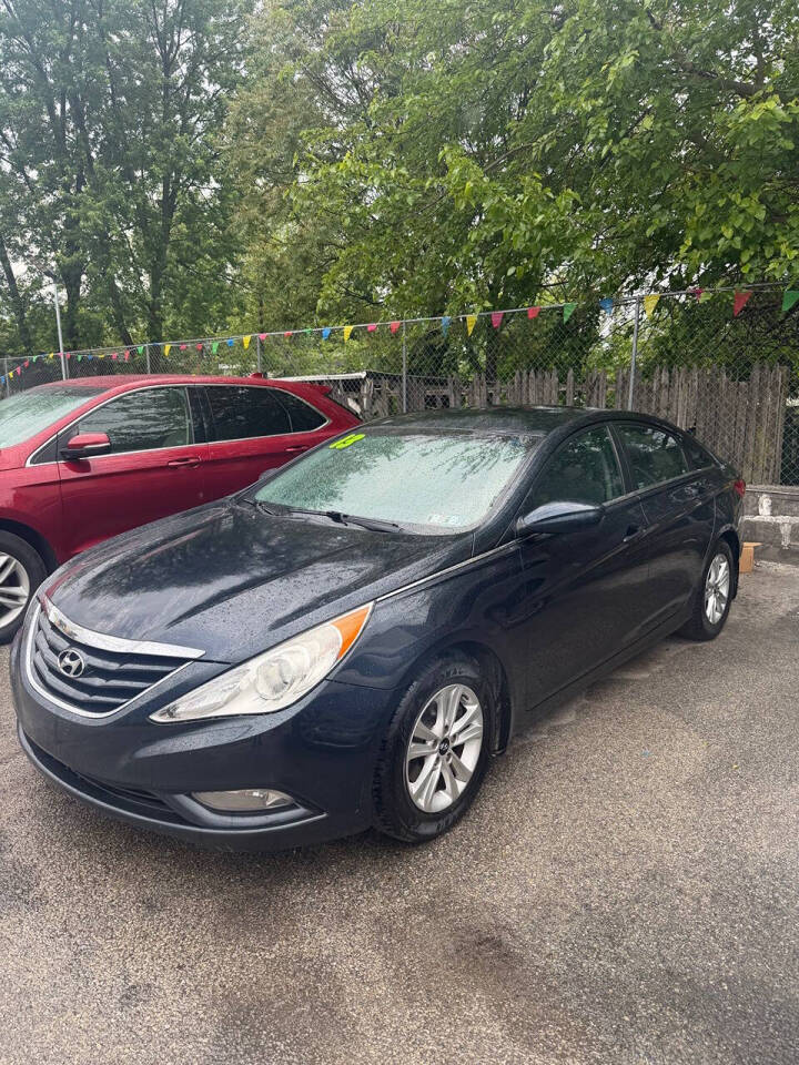 hyundai sonata 2013 5NPEB4AC1DH557394 image hyundai sonata 2013 5NPEB4AC1DH557394 image