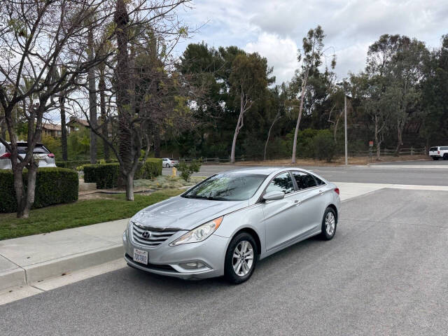 hyundai sonata 2013 5NPEB4AC8DH800764 image hyundai sonata 2013 5NPEB4AC8DH800764 image