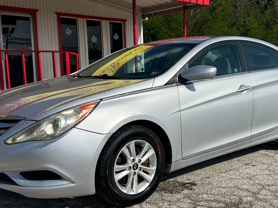 hyundai sonata 2013 5NPEB4AC3DH746564 image hyundai sonata 2013 5NPEB4AC3DH746564 image