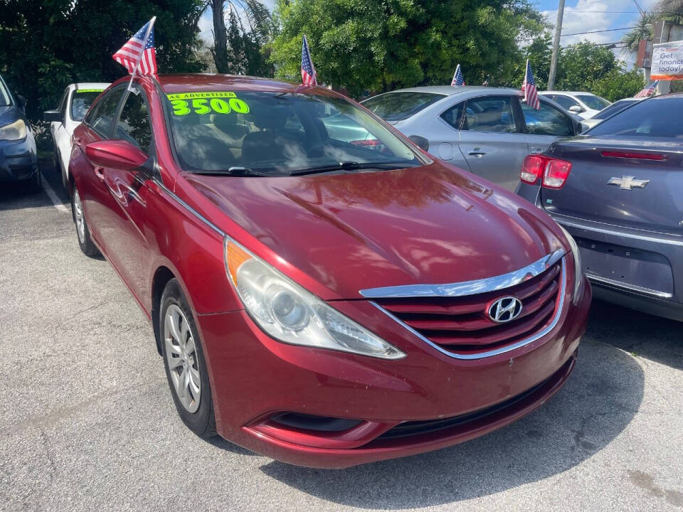 hyundai sonata 2013 5NPEB4AC5DH554739 image hyundai sonata 2013 5NPEB4AC5DH554739 image