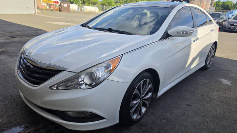 hyundai sonata 2014 5NPEC4AB8EH936642 image hyundai sonata 2014 5NPEC4AB8EH936642 image