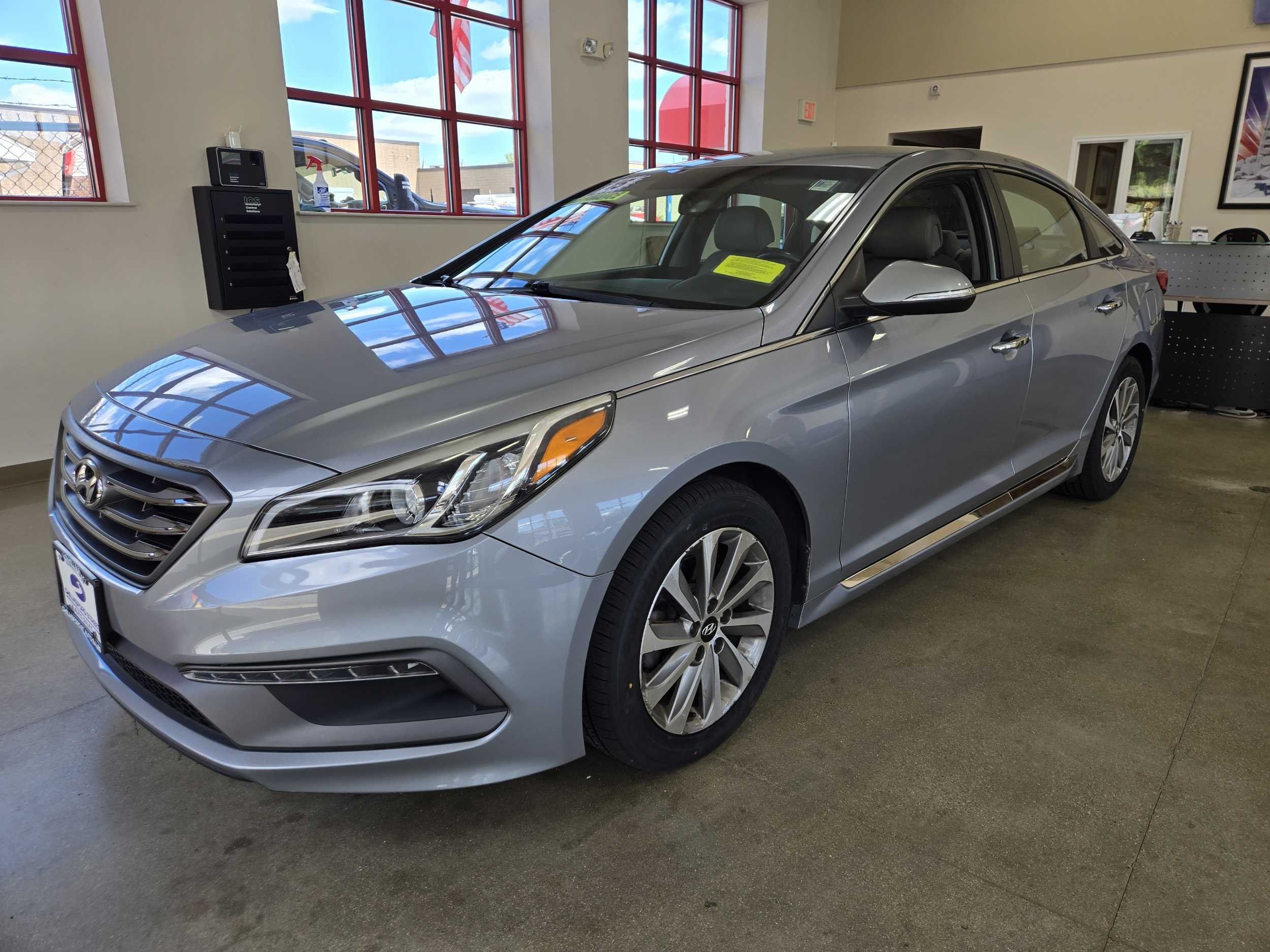 hyundai sonata 2015 5NPE34AF7FH092601 image hyundai sonata 2015 5NPE34AF7FH092601 image