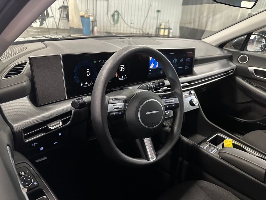 hyundai sonata 2025 KMHL64JA7SA495137 image hyundai sonata 2025 KMHL64JA7SA495137 image