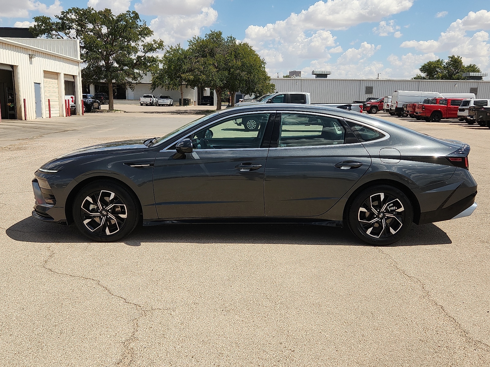 hyundai sonata 2025 KMHL64JA2SA497460 image hyundai sonata 2025 KMHL64JA2SA497460 image